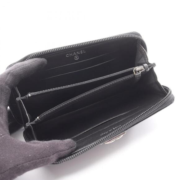 CHANEL Black Leather Wallet - Picture 3 of 11